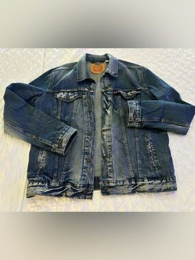 Levi's Men's Distressed Blue Denim Jacket